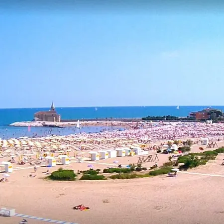 Gran Spiaggia Di Levante Appartamento
